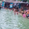Objek Wisata Pemandian Cipanas Alam Sari Cisolong di Serbu Pengunjung