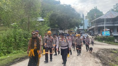 Tim K9 SAR Ditpolsatwa Baharkam Polri Diterjunkan Bantu Pencarian Korban Bencana Alam di NTT