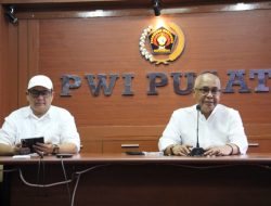 PWI Pusat Prihatin Pencabutan Kartu Liputan Istana Wartawan CNN Indonesia