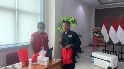 Ketua Pokja Wartawan Gunung Kaler Alex Donor Darah Bersama Polri
