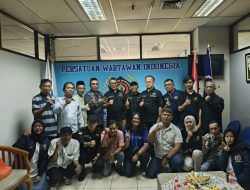 Silaturahmi dan Sinergi Pokja PWI Jaya di Jumat Berkah