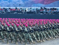 Prajurit dan Alutsista Marinir Tampil Menonjol dalam Gladi Bersih HUT ke-80 TNI di Monas