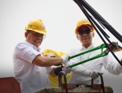 Pemkot Jakpus Turunkan Kabel Fiber Optik di Jalan HOS Cokroaminoto Menteng