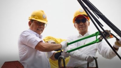 Pemkot Jakpus Turunkan Kabel Fiber Optik di Jalan HOS Cokroaminoto Menteng