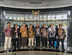 PWI Pusat Tegaskan Pasal 8 UU Pers Konstitusional, Pelaksanaannya Perlu Diperkuat untuk Perlindungan Wartawan
