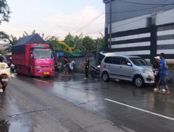 Komunitas PKT Santuni Anak Yatim dan Bagikan 500 Paket Takjil di Kapuk Raya