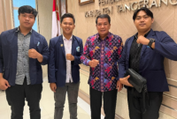 Pengurus HIKMAHBUDHI saat melakukan audiensi dengan Bupati Tangerang, membahas isu keagamaan, pendidikan, lingkungan, serta infrastruktur di Kabupaten Tangerang