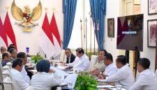 Foto Istimewa Presiden Prabowo Subianto saat memimpin rapat terbatas di istana negara Jakarta (7/4/2026)