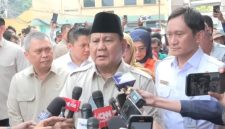Foto Istimewa Presiden Prabowo saat menjenguk korban kecelakaan KAI di Bekasi 
