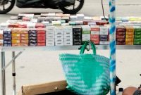 Lapak penjualan rokok ilegal di kawasan kapuk Cengkareng 