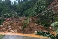 Tebing Longsor di Lebak 