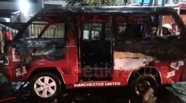 Angkot terbakar di kapuk raya 