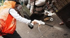 Foto Istimewa Walikota Jakarta Barat Iin Mutmainnah saat uji coba Eco Lindi di Tambora 
