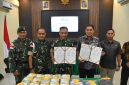 Satgas Pengamanan Perbatasan (Pamtas) RI–Malaysia Yonarhanud 1/PBC/1 Kostrad kembali mencatatkan keberhasilan dalam menjaga wilayah perbatasan negara. Sebanyak 21,4 kilogram narkotika jenis sabu berhasil diamankan dalam operasi pengawasan di kawasan Entikong, Kabupaten Sanggau, Kalimantan Barat.