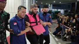 Jaksa Agung Muda Bidang Tindak Pidana Khusus (JAM Pidsus) menetapkan dan menahan seorang tersangka berinisial GHS yang merupakan pihak swasta dalam perkara dugaan tindak pidana korupsi tata kelola MBG 