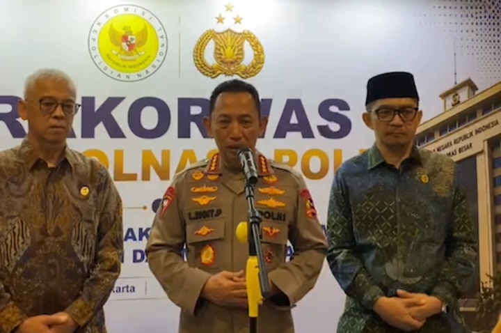 Kapolri Jenderal Pol Listyo Sigit Prabowo menegaskan bahwa Komisi Kepolisian Nasional (Kompolnas) merupakan mitra strategis Polri