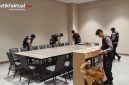 Personel Unit Jibom Detasemen Gegana Brimob Polda Metro Jaya melakukan pemeriksaan keamanan di lokasi ibadah Gereja Misi Sejahtera SUPERCONFERENCE 2026 yang digelar di NICE PIK 2