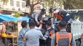 Dishub Jakarta Barat bersama instansi terkait menggelar operasi parkir liar di kawasan City Park Cengkareng, Jakarta Barat (Dok.Dishub DKI Jakarta)