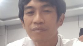 Pernyataan keras dilontarkan Hendra Primitif terkait sikap sebagian pejabat publik yang dinilai kerap menuntut masyarakat patuh terhadap hukum