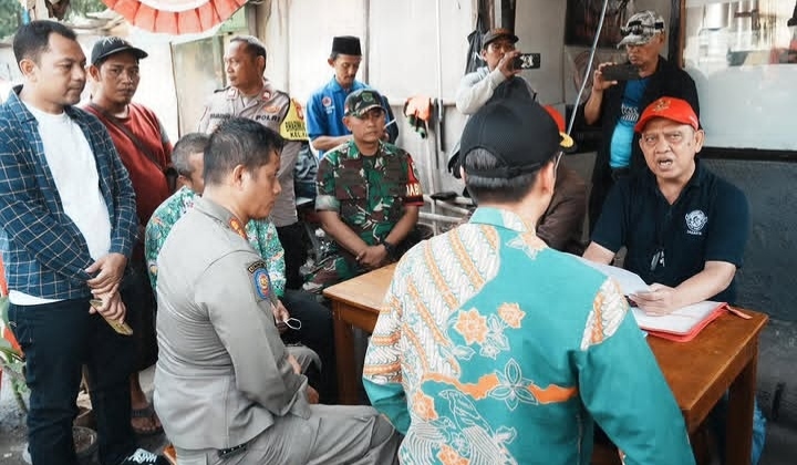 Pemberian SP III di Jalan Tanggul Timur atau Jalan Inspeksi Kali Cengkareng Drain