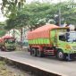 Warga Kelurahan Benda, Kecamatan Benda, Kota Tangerang, mendesak Wali Kota Tangerang segera turun tangan menyikapi keluhan masyarakat terkait maraknya truk tanah
