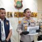 Kapolsek Cengkareng AKP Rahis Fadhilah saat gelar doorstop pengedar sabu dikapuk (Dok.Humas Polsek Cengkareng)