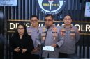 Sejumlah personel Polri terima penghargaan atas dedikasi dan keberanian menjalankan tugas kepolisian saat menangani situasi di Aceh