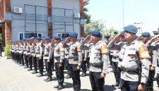 Polri mengajak seluruh elemen masyarakat untuk bersama-sama menjaga keamanan dan ketertiban masyarakat (kamtibmas) yang hingga kini masih dalam kondisi kondusif.