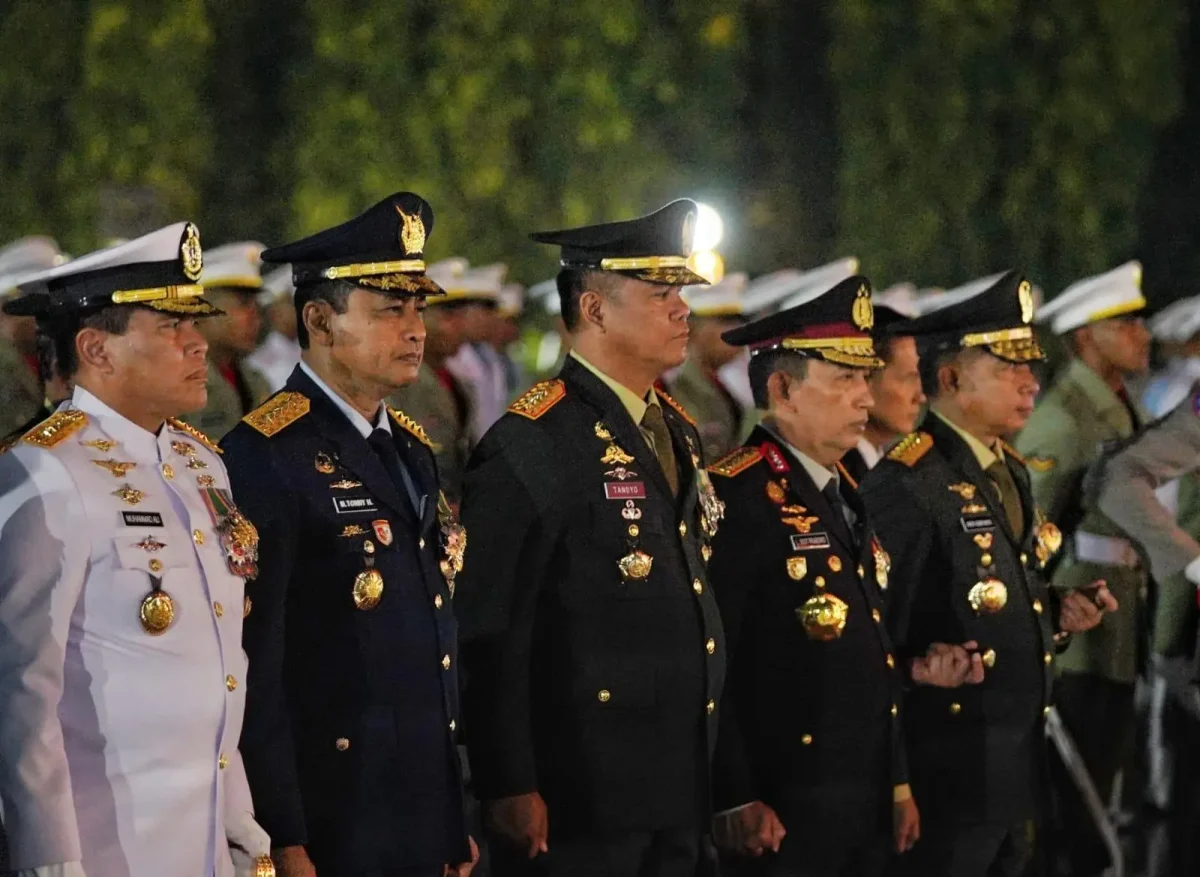Panglima TNI Ikuti Ziarah Nasional dan Renungan Suci HUT ke-81 RI di TMP Kalibata