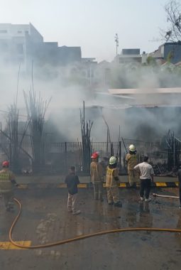 Dua Bedeng di PIK Ludes Terbakar, Diduga Akibat Korsleting Listrik