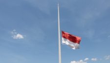 Ilustrasi bendera setengah tiang tiang (dok.istimewa)