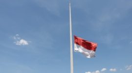 Ilustrasi bendera setengah tiang tiang (dok.istimewa)