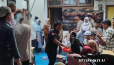 Media Lensapolri.com menggelar kegiatan santunan anak yatim dan dhuafa di Warung Pojok, RT 002/RW 002, Kelurahan Tegal Alur, Jakarta Barat, Selasa (25/8/2026). Kegiatan tersebut merupakan bagian dari rangkaian peringatan Anniversary Lensapolri ke-7 tahun
