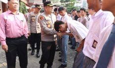 Polres Metro Jakarta Barat Gelar Police Goes To School, Ajak Pelajar Jauhi Tawuran dan Narkoba