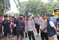 Polres Metro Tangerang Kota memperketat pengamanan di sejumlah titik wilayah Kota Tangerang untuk mengantisipasi pergerakan suporter Persija Jakarta dan Persib Bandung menuju Stadion Utama Gelora Bung Karno